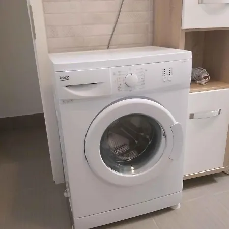In 34886 발라톤엘